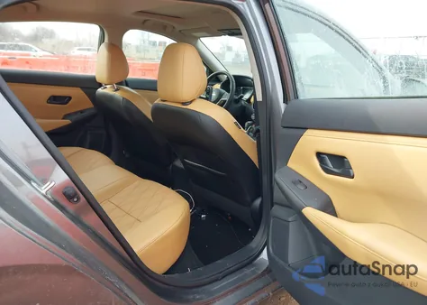 2024 Nissan Sentra Sv Xtronic Cvt from USA, damaged, VIN 3N1AB8CV2RY313335